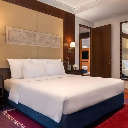 The H Dubai Hotel Exterior foto A bedroom at the hotel